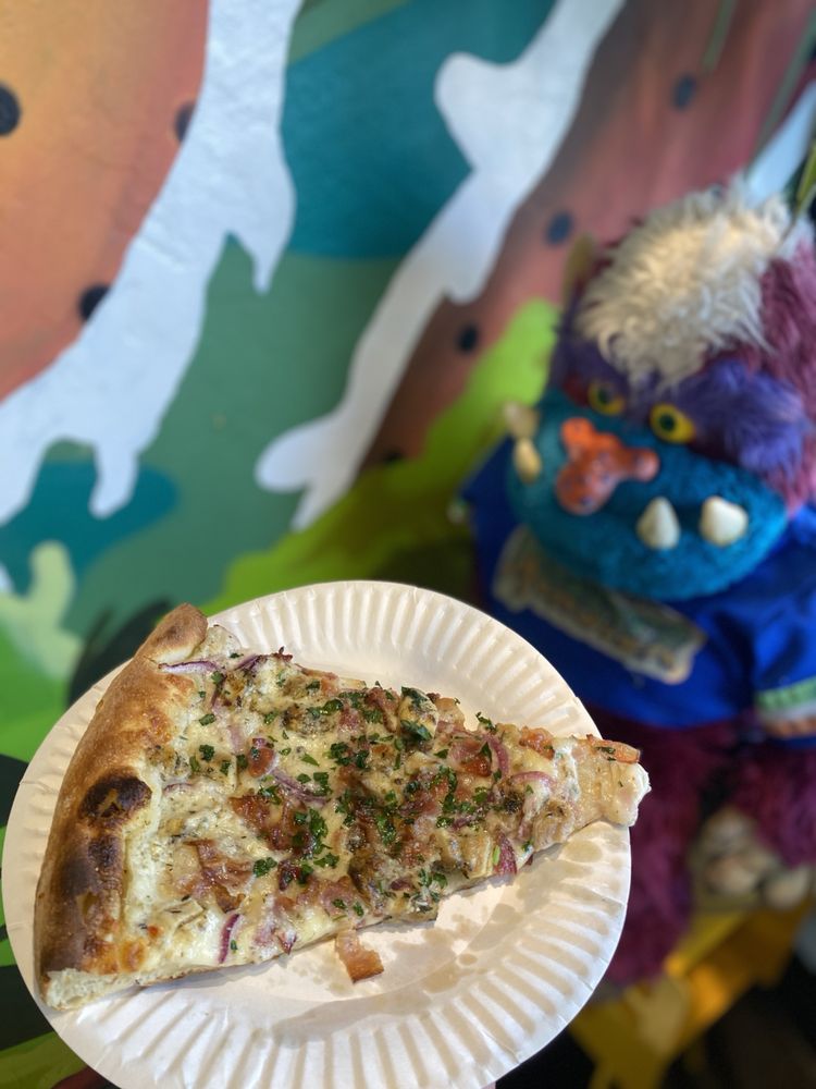 Hella Pie Pizza