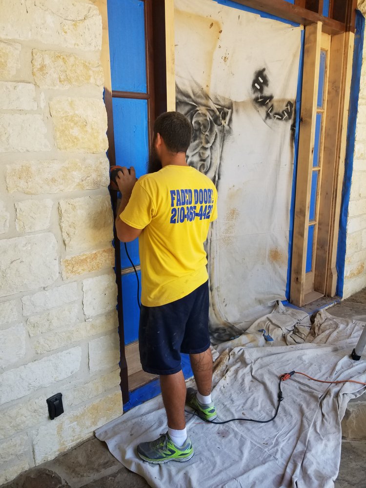 D Squared Door Refinishing