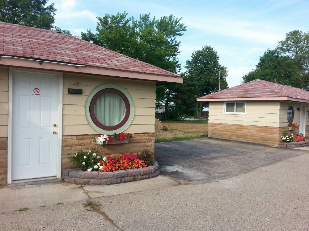 Beach Aire Motel Kenosha Wi The Best Beaches In World Beach Aire Motel Kenosha Wi The Best Beaches In World