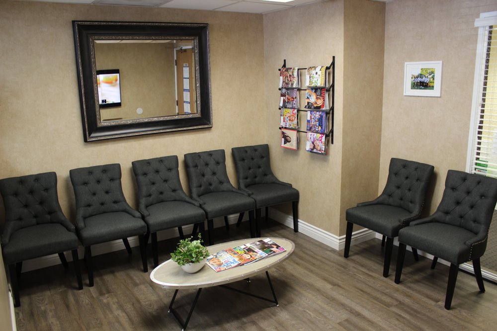 image of business Laura Manuel, DDS