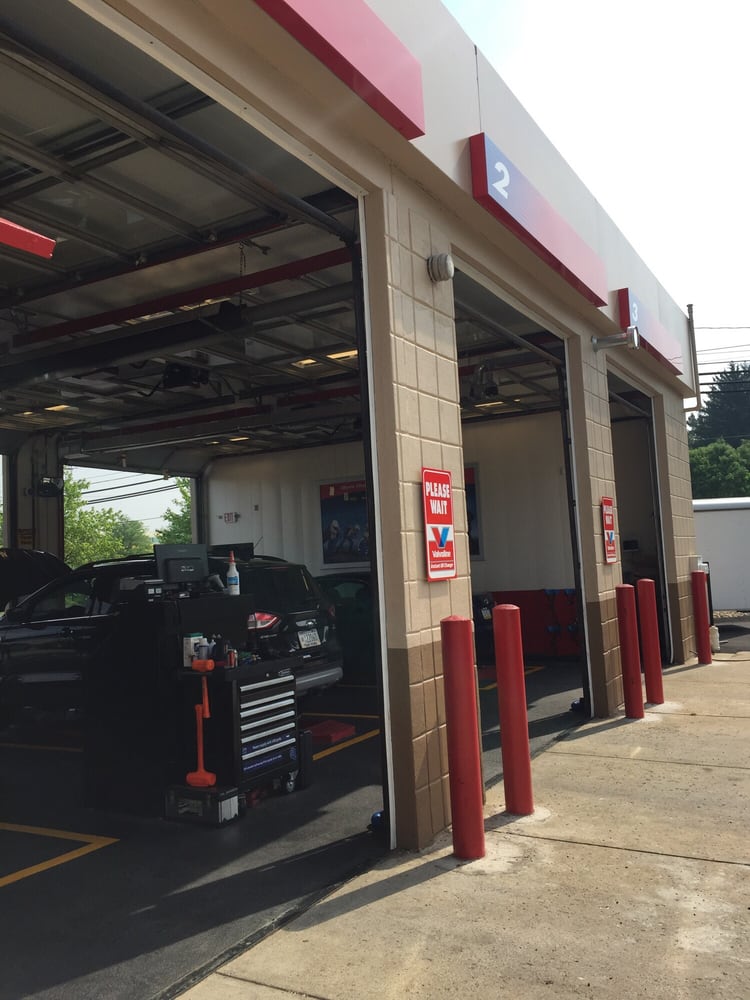 Valvoline Instant Oil Change 16 Reviews Oil Change Stations 20234