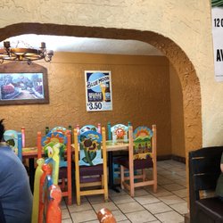 Cancun Mexican 18 Photos 33 Reviews 708 N Charles St Photo Of Cancun Mexican Warrensburg Mo United States Colorful Atmosphere