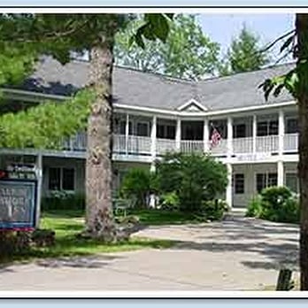 M22 Inn Glen Arbor 12 Reviews Hotels 5793 S Ray Photo Of M22 Inn Glen Arbor Mi United States