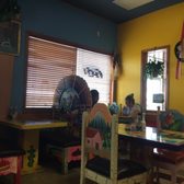 El Dos Mexican Restaurant 35 Photos 76 Reviews 1002 Photo Of El Dos Mexican Restaurant Hays Ks United States Colorful Atmosphere