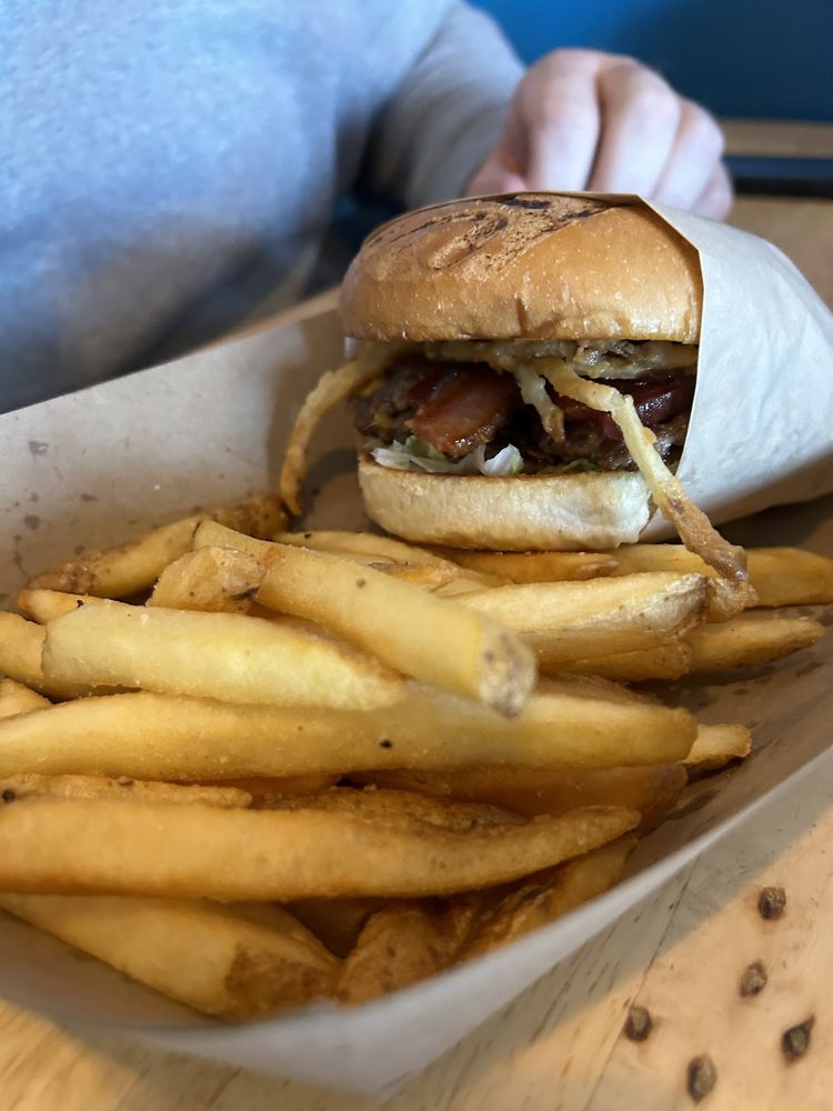 Sevier Avenue burger company