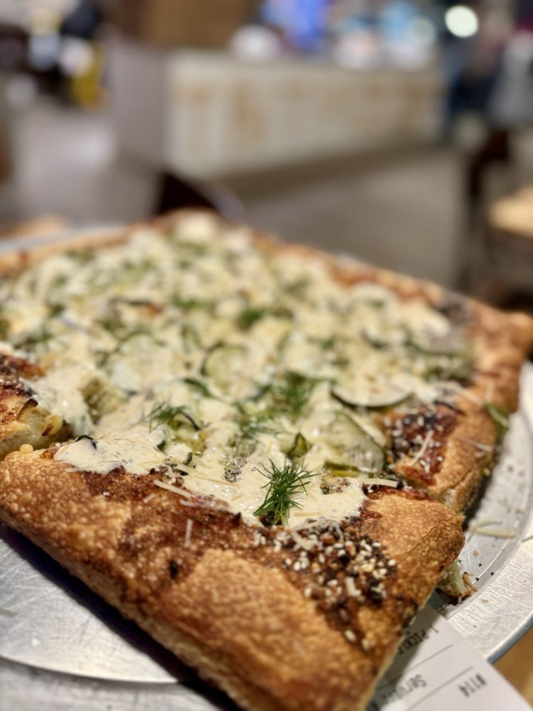 TNT Pizza