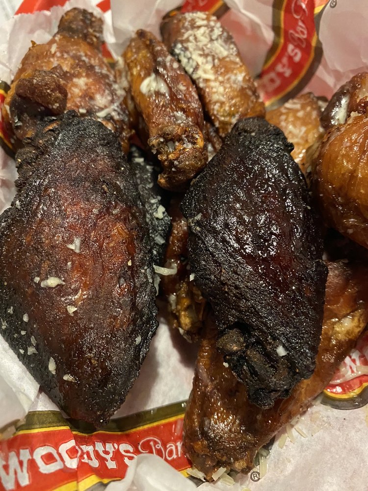 Woody's Bar-B-Q