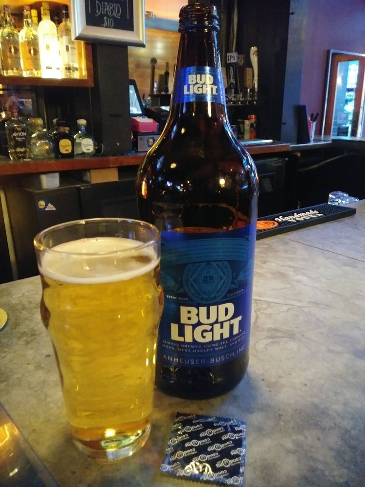 40oz Of Bud Light With A 9 13 They Ran Out Brown Bags Photo Of Bullitt San Francisco Ca United States 40oz Bud Light