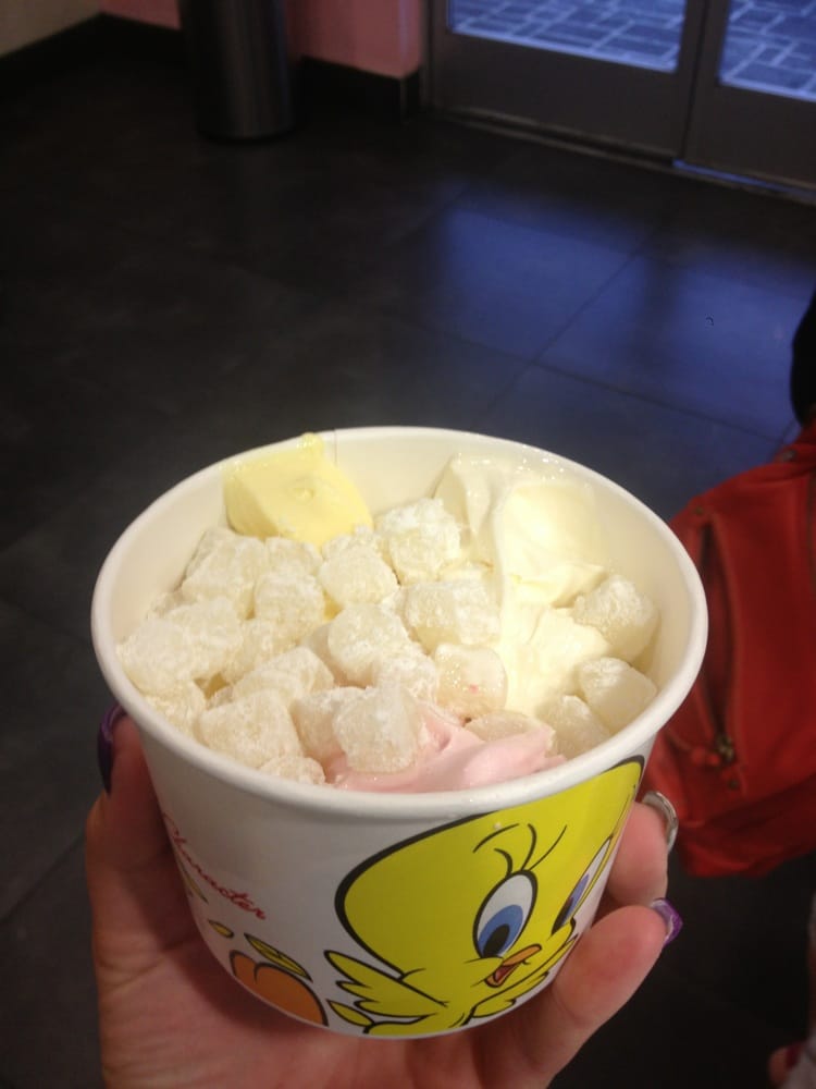 tweety bird stawberry cheesecake yelp