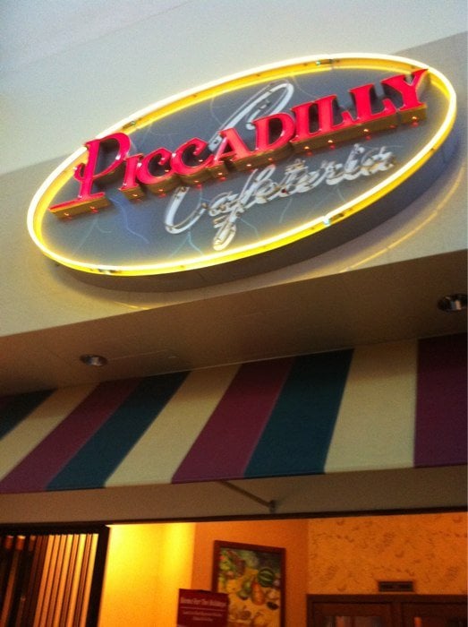 Piccadilly Cafeteria Buffets 3451 Masonic Dr, Alexandria, LA