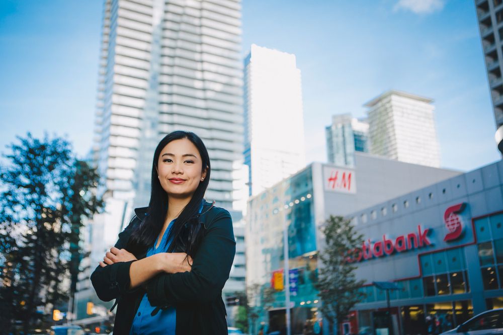 Wins Lai - Living Realty