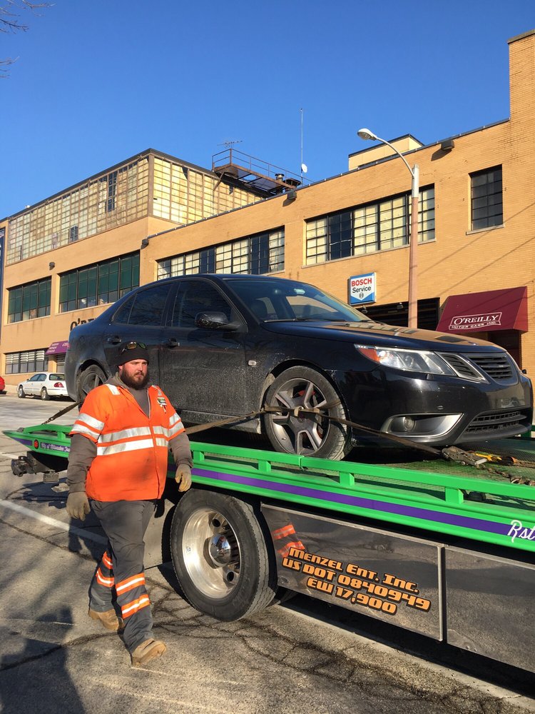 Prairie Land Towing Towing 2101 S 37th St, Burnham Park, Milwaukee