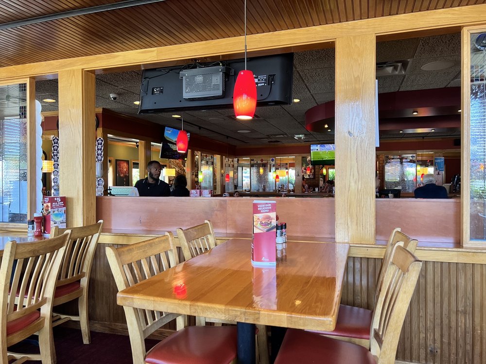 Applebee's Grill + Bar