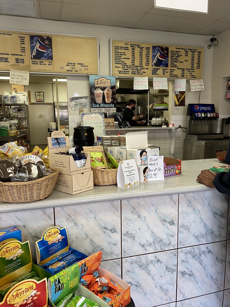 Pulciano's Deli & Cafe