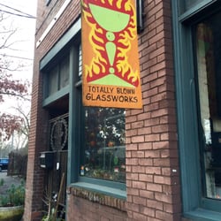 totally blown glassworks arts crafts 5607 corson ave s glass works seattle