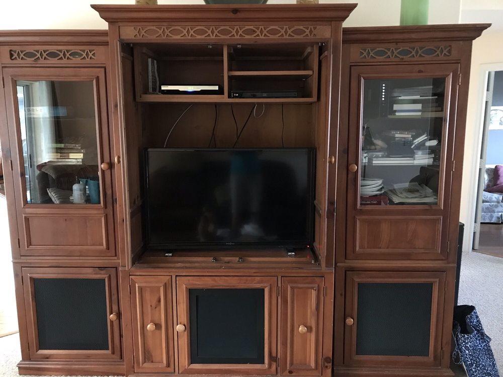 Jimmy’s Warehouse Furniture Stores 1300 Ponce De Leon Blvd