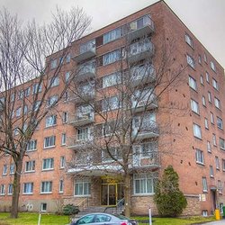 Riviera Apartments 2480 Benny Crescent Notre Dame De Photo Of Riviera Apartments Montreal Qc Canada 2480 Benny Crescent