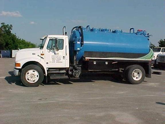S & M Vacuum & Waste