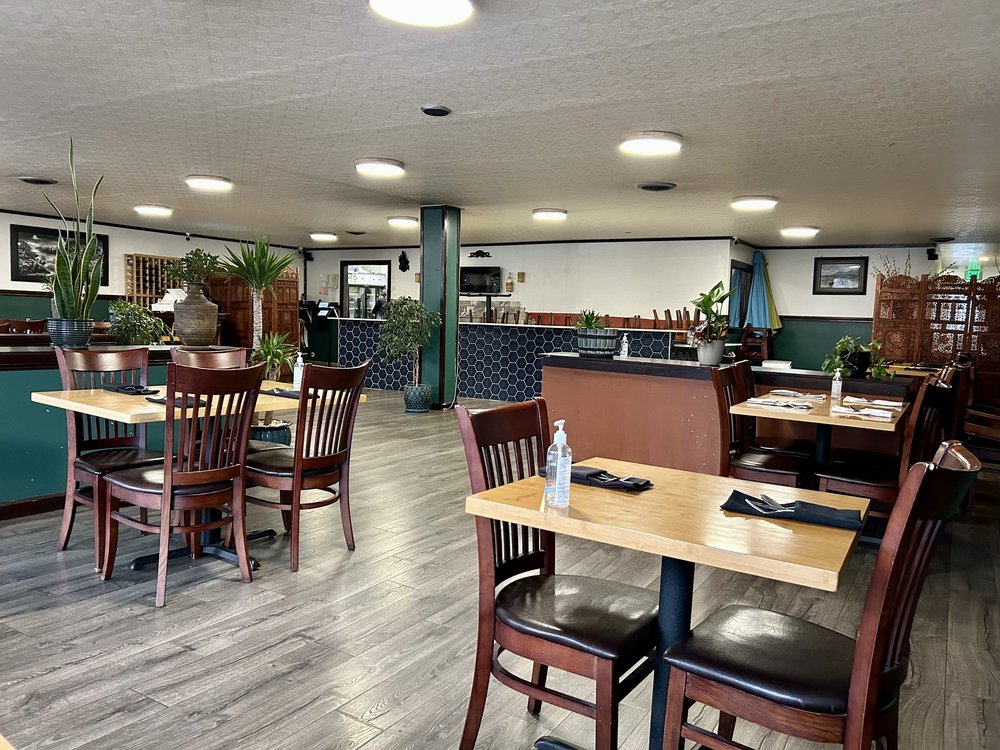 Everest Kitchen
