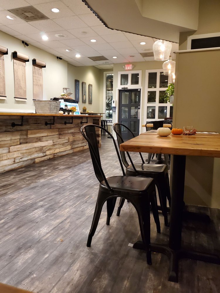 Mae's West Chester