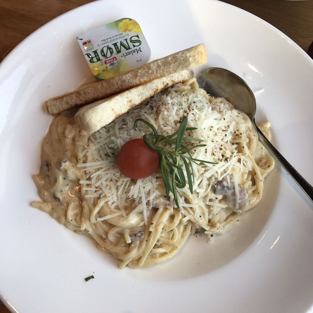 Spaghetti carbonara yelp 3 stuer og bar oslo