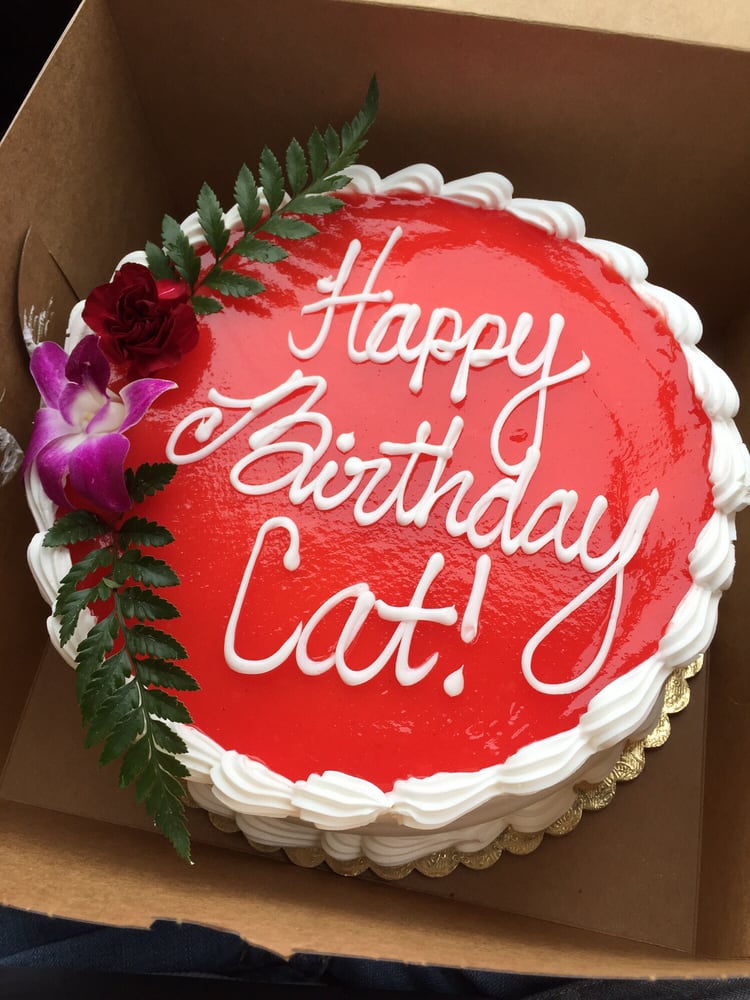 BEAUTIFUL 9in guava cake for my best friend�s birthday