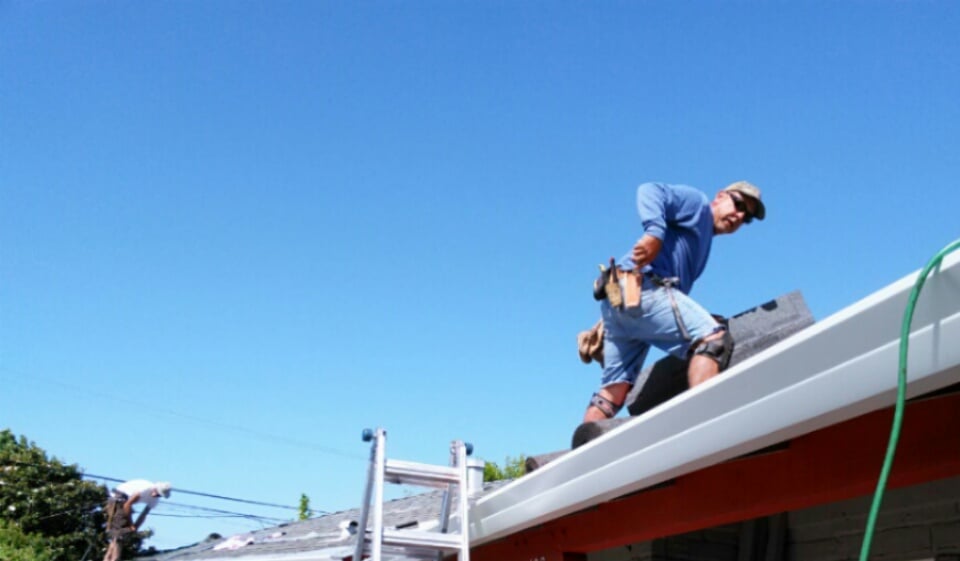 J Saenz Roofing