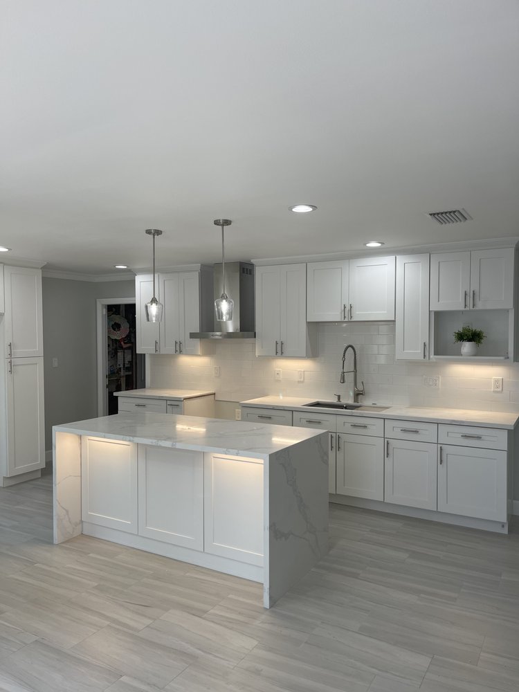 image of business Tile & Cabinet Expo