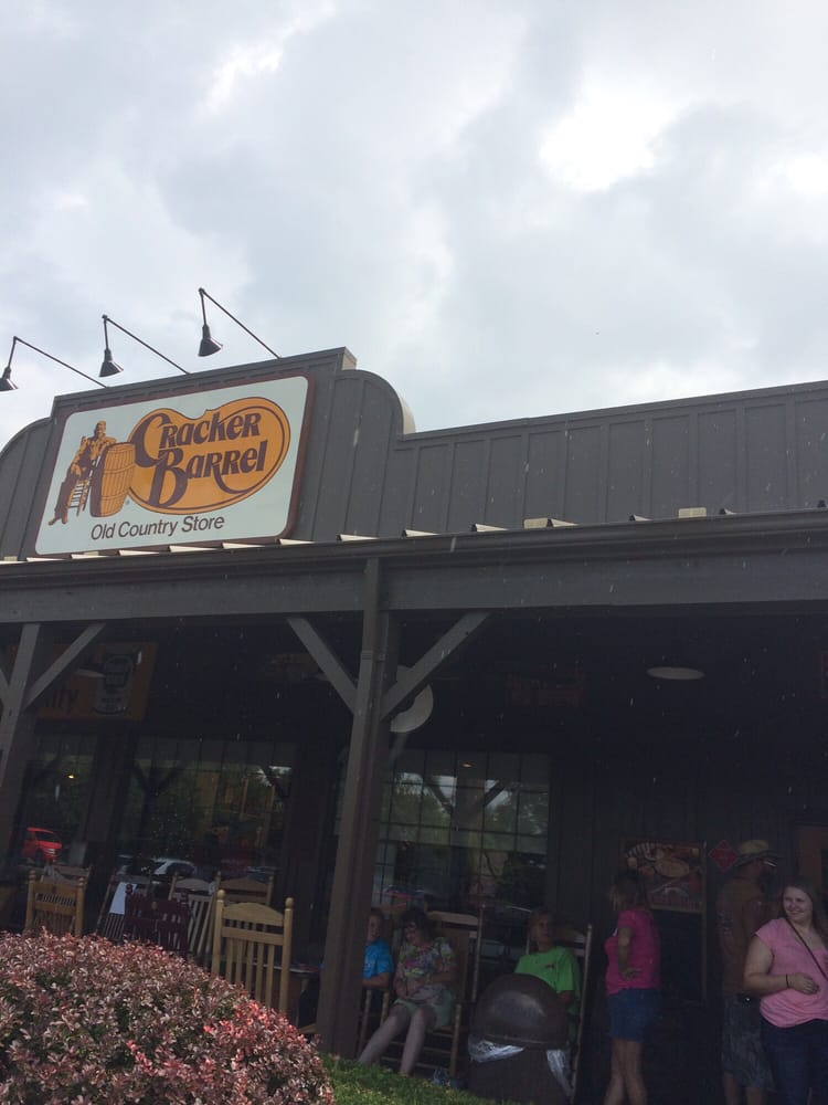 Cracker Barrel Old Country Store 18 Photos & 37 Reviews Breakfast & Brunch 200 Front Royal