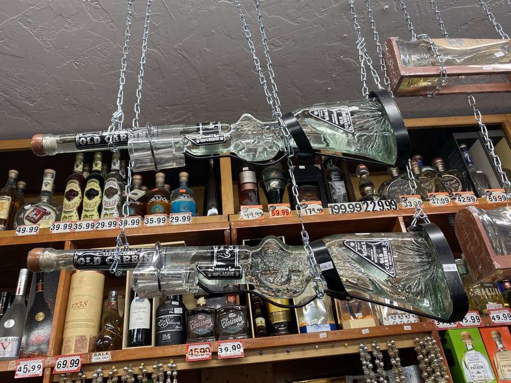 K & S Liquor & Market