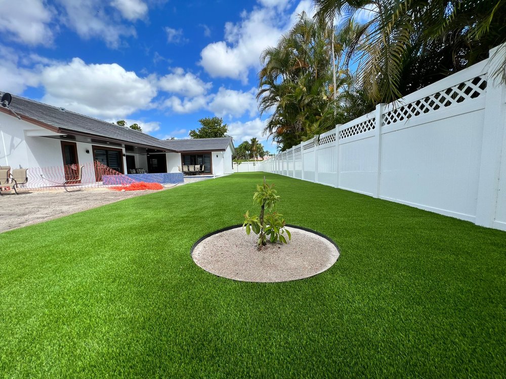LA Turf & Paver