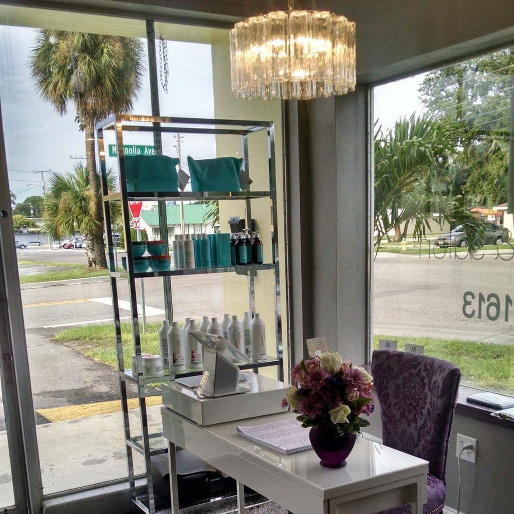 Mecca Beauty Bar & Salon 14 Photos Hair Stylists 405 Magnolia Ave