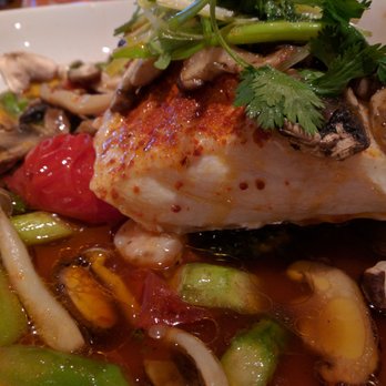 pf changs livonia