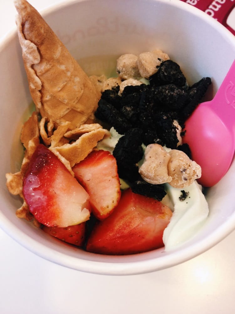 Yogurtland CLOSED 84 Photos & 266 Reviews Ice Cream & Frozen