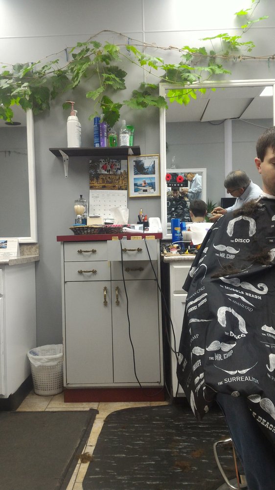 Ernie's Barber Shop