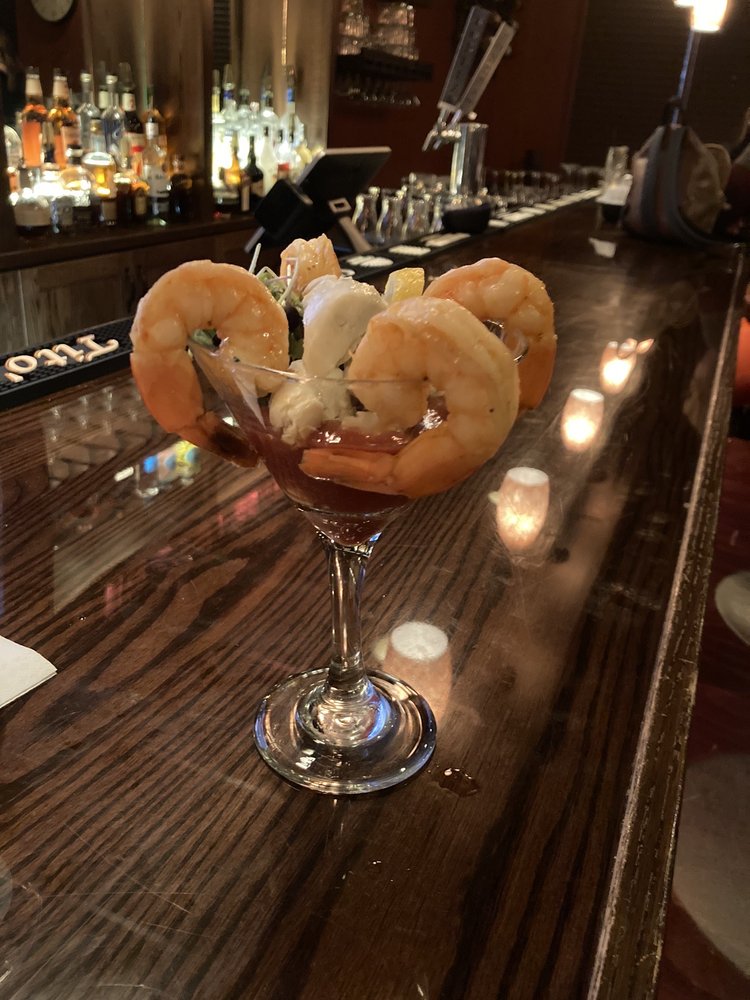 Martini's On Broadway