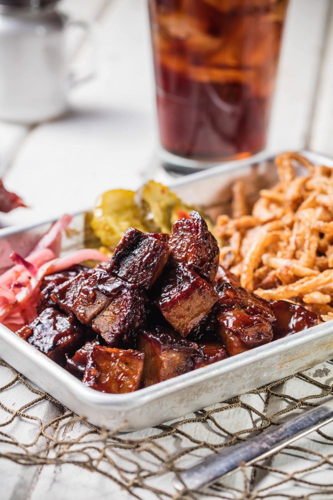 Famous Dave's Quick Que