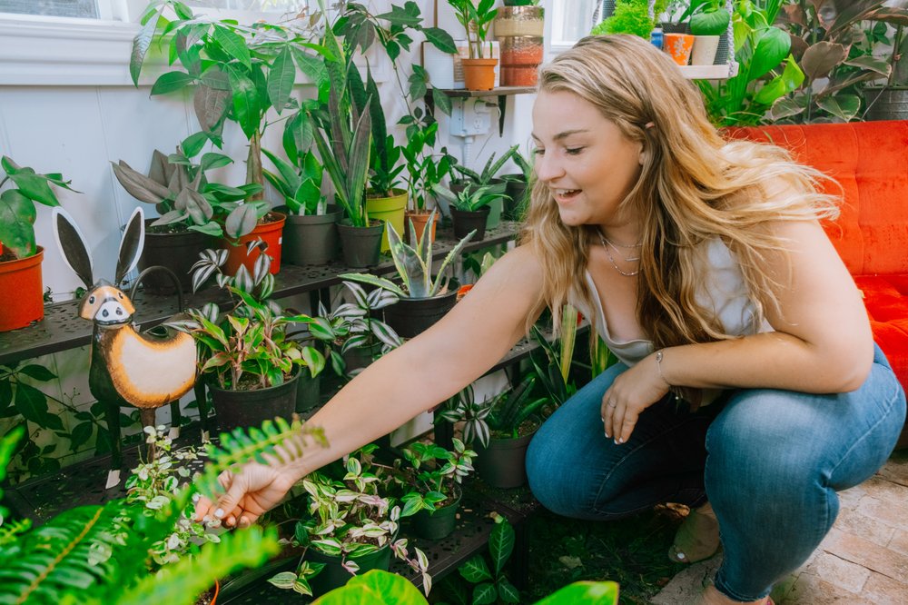2 Girls One Plant