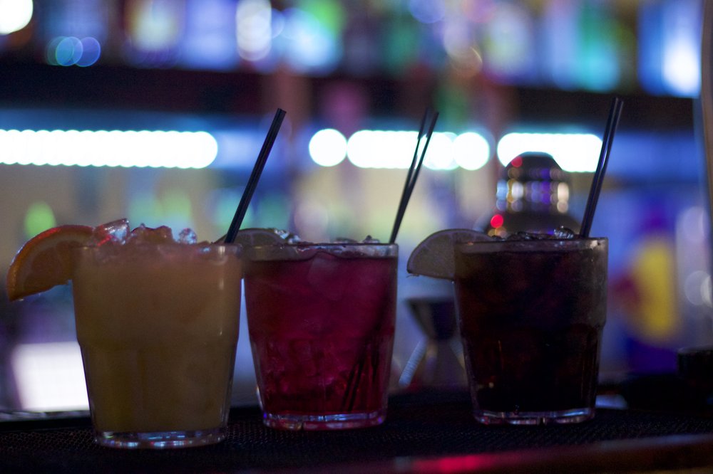 Friends Downtown Bar & Grill