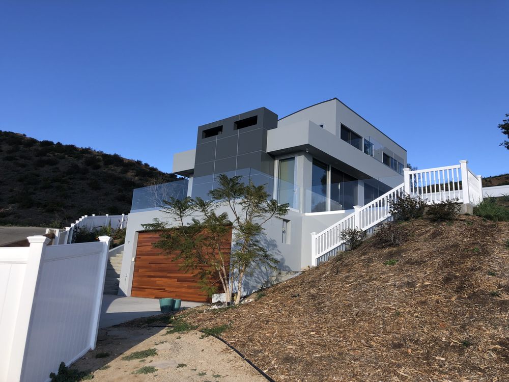 image of business Platinum Realty and Construction