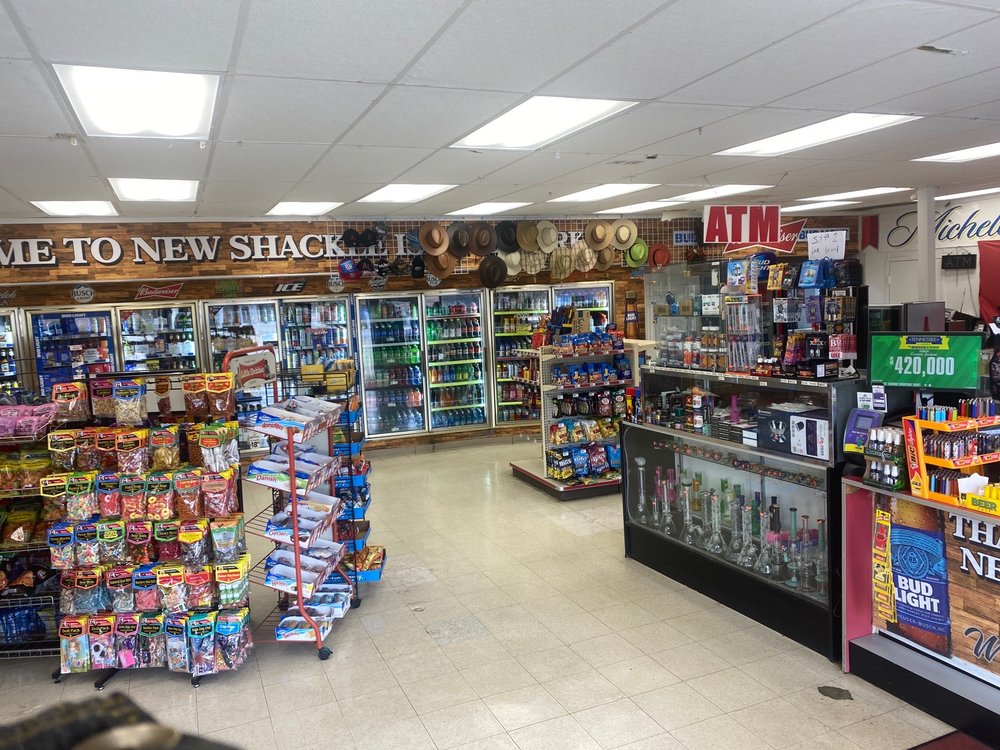 New Shackle Island Market