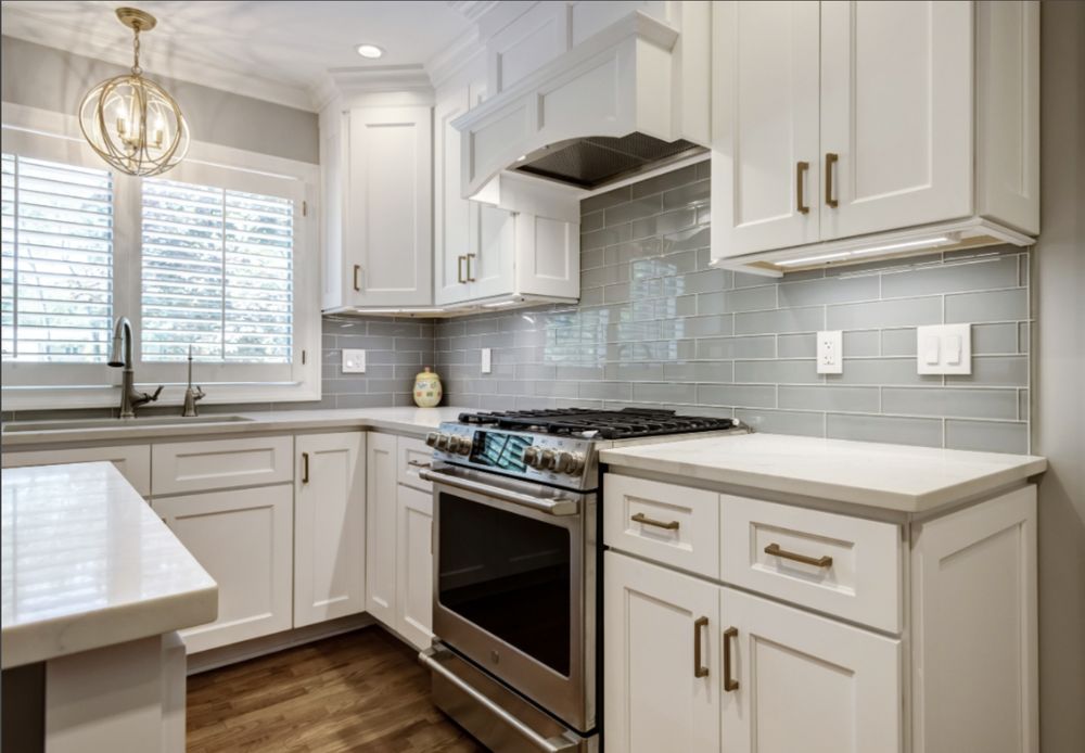 Custom Colors & Cabinets