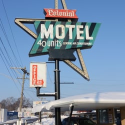 Colonial Lodge Motel Hotels 788 Villa St Elgin Il Phone Photo Of Colonial Lodge Motel Elgin Il United States