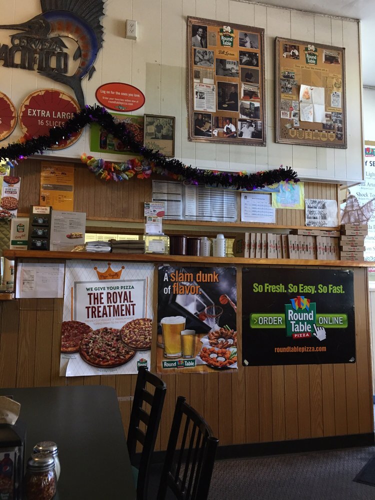 Round Table Order Food 47 Photos Reviews Photo Of Round Table Palo Alto Ca United States