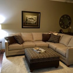 Leiser Furniture S 121 Main Herscher Il Photo Of Leiser Furniture Herscher Il United States Transitional Style With A