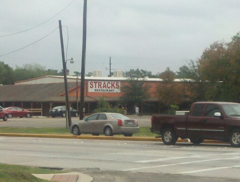 Strack Farms Restaurant CLOSED 24 Reviews Barbeque 5707 Louetta