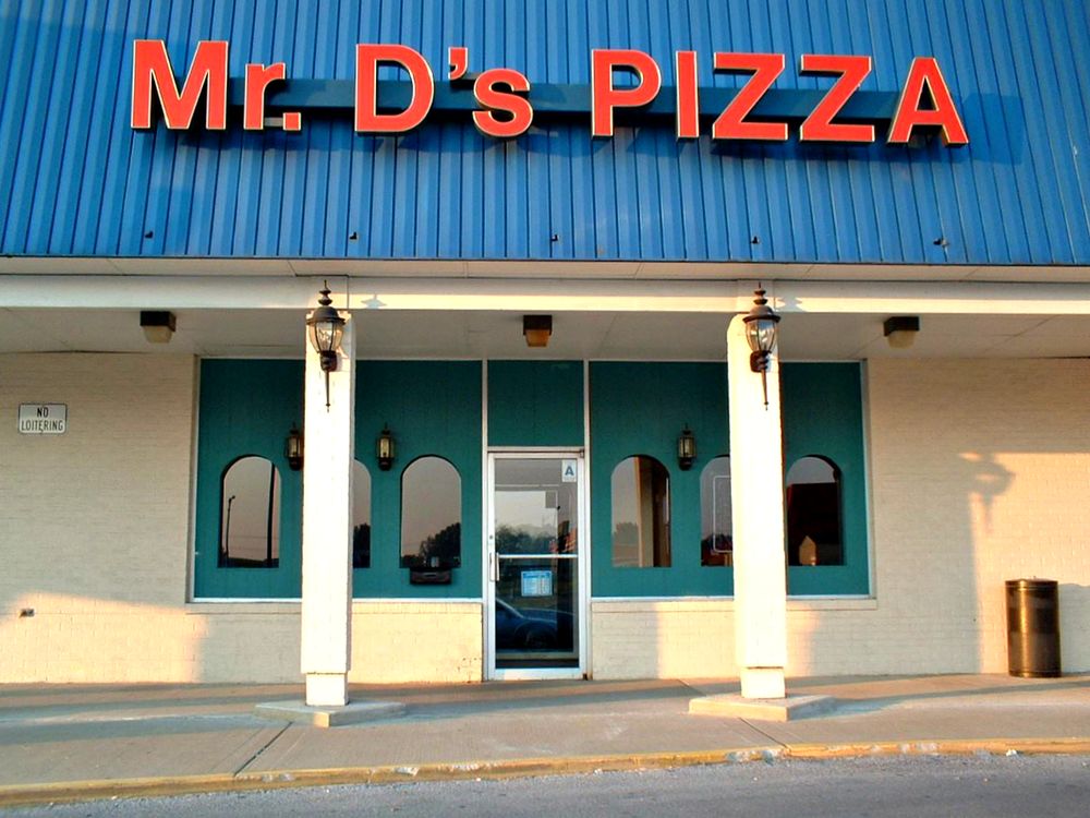 Mr D’s Pizza 10 Reviews Pizza 3 Lincoln Ctr, Troy