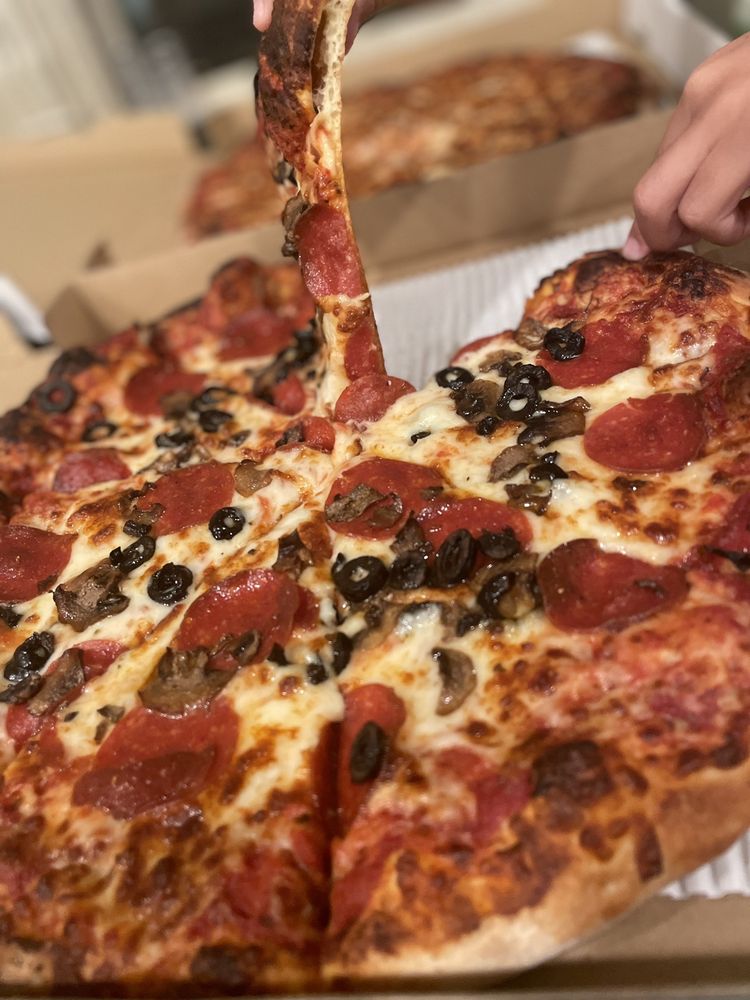 Vincenzo's Pizza Granada Hills