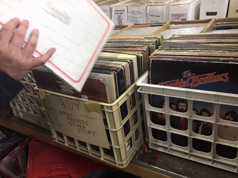 Dixieland Flea Market Place 39 Photos & 22 Reviews Thrift Stores