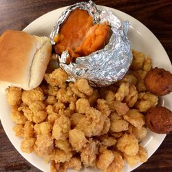 Hollier S Cajun Diner Closed 16 Photos 23 Reviews Photo Of Hollier S Cajun Diner Sulphur La United States Popcorn Shrimp And